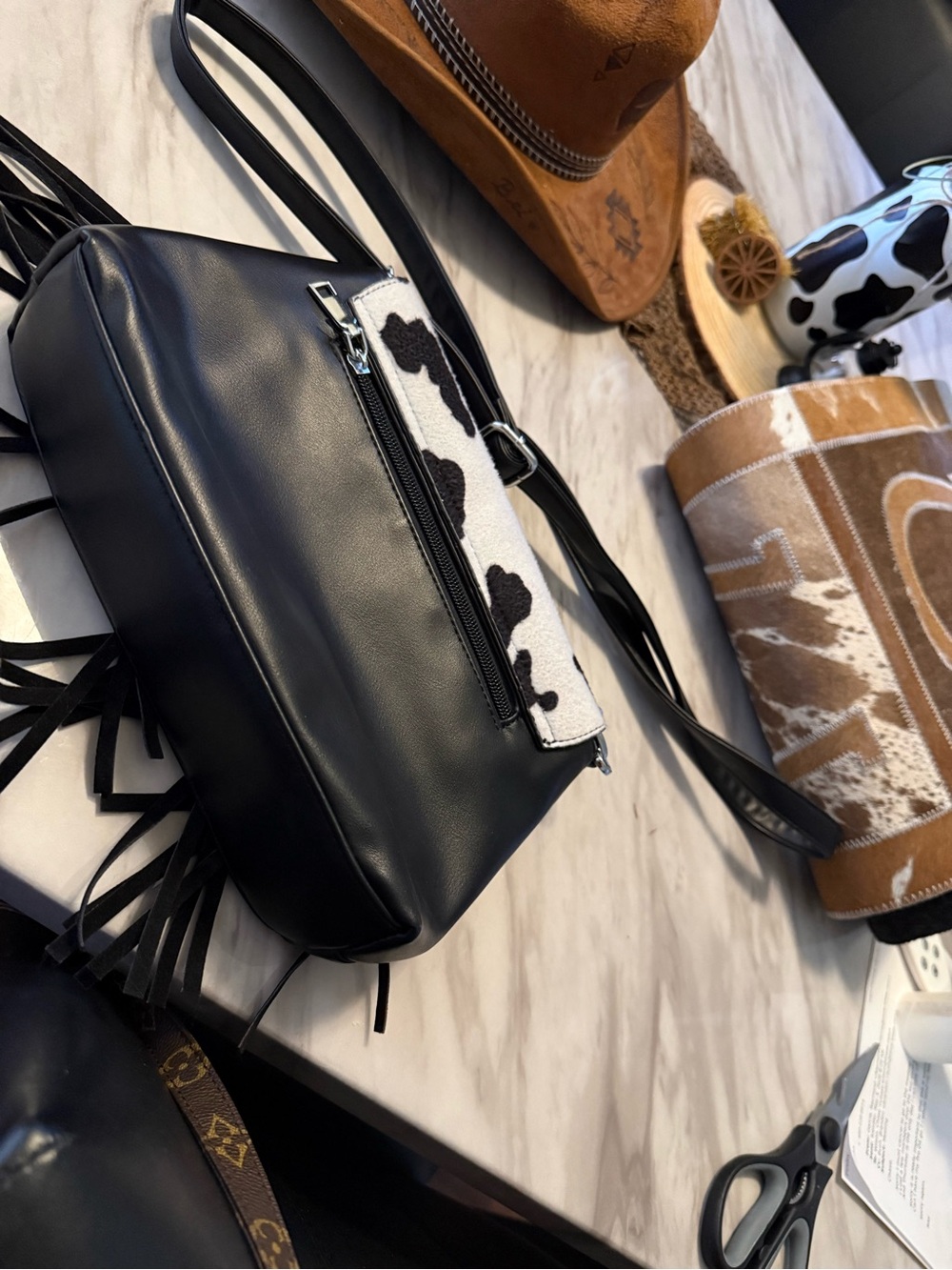New Black and White cowprint Fringe Crossbody Bag - Picture 2 of 5